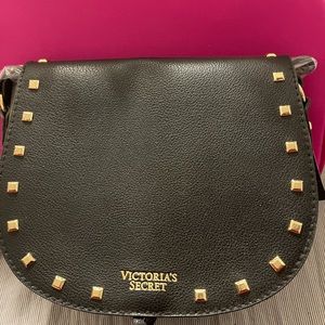 NWT Victoria’s Secret blk crossbody gold hardware
